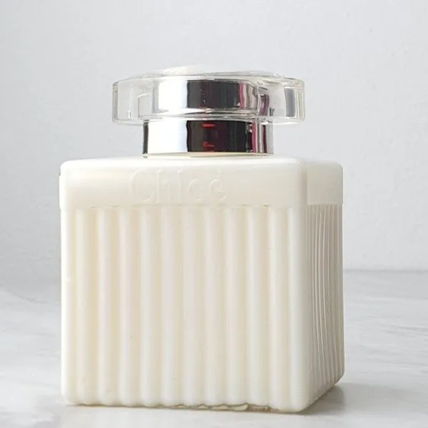 Set Nước Hoa Nữ Chloé Gift Set 3 Món (Chloé EDP 75ml + Dưỡng Thể 100ml + Chloé EDP 5ml) - Nước hoa - Vua Hàng Hiệu