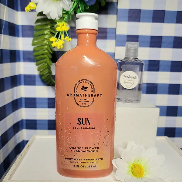Sữa Tắm Bath & Body Works Aromatherapy Shower Gel SUN Orange Flower + Sandalwood 295ml