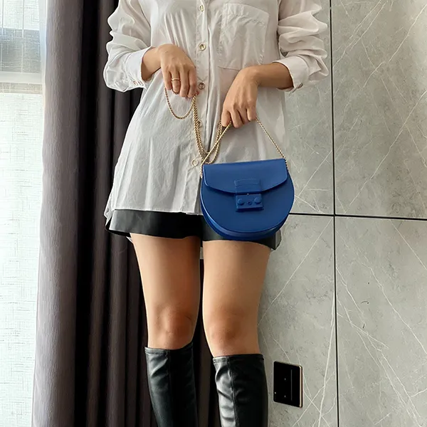 Túi Đeo Chéo Nữ Furla Metropolis Mini Crossbody Round Vitello New Calf Màu Xanh Blue - Túi xách - Vua Hàng Hiệu