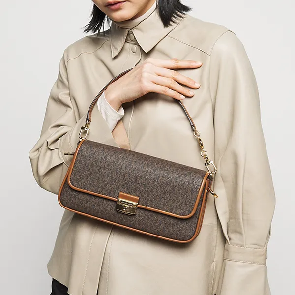 Túi Đeo Chéo Nữ Michael Kors MK Ladies Bradshaw Small Logo Convertible Shoulder Bag 30S1G2BL1B-252 Màu Nâu
