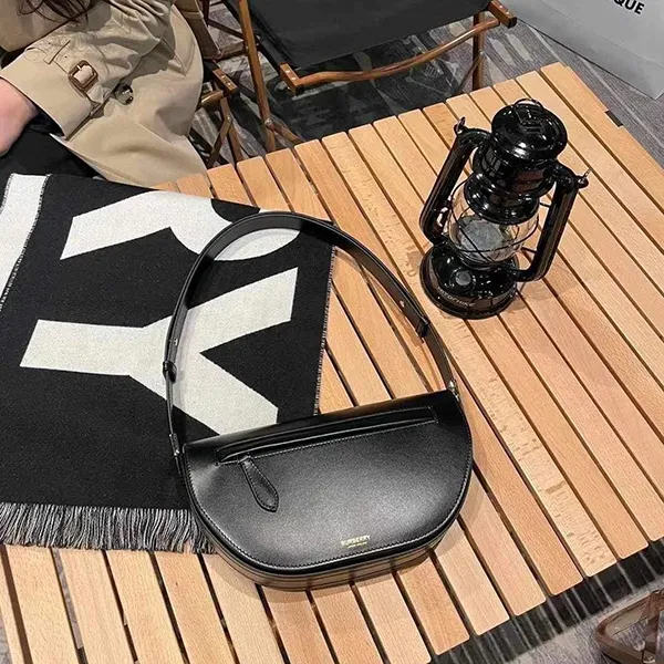 Túi Đeo Vai Nữ Burberry Black Small Olympia Bag Màu Đen