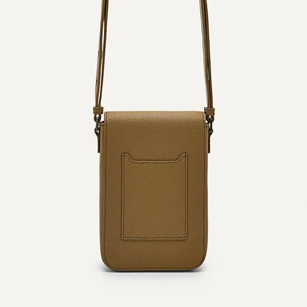 Túi Đựng Điện Thoại Pedro Embossed Leather Phone Pouch 66500011 Màu Nâu
