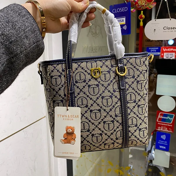 Túi Tote Nữ TTWN BEAR TN2441 TN2505 Màu Xám Viền Xanh