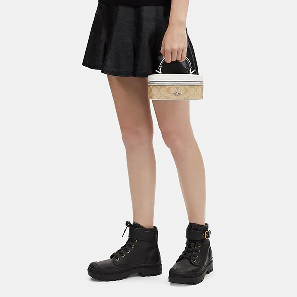 Túi Xách Tay Nữ Coach Train Case Crossbody In Signature Canvas CJ522 Màu Be