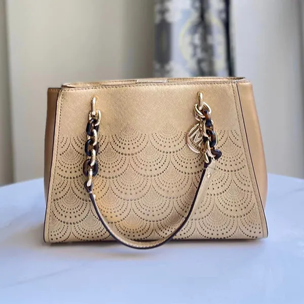 Túi Xách Tay Nữ Michael Kors MK Medium Sofia Perforated Handbag 35F8G05T6L Màu Vàng Gold
