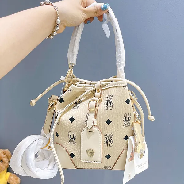 Túi Xách Tay Nữ TTWN BEAR TN2607 Màu Be