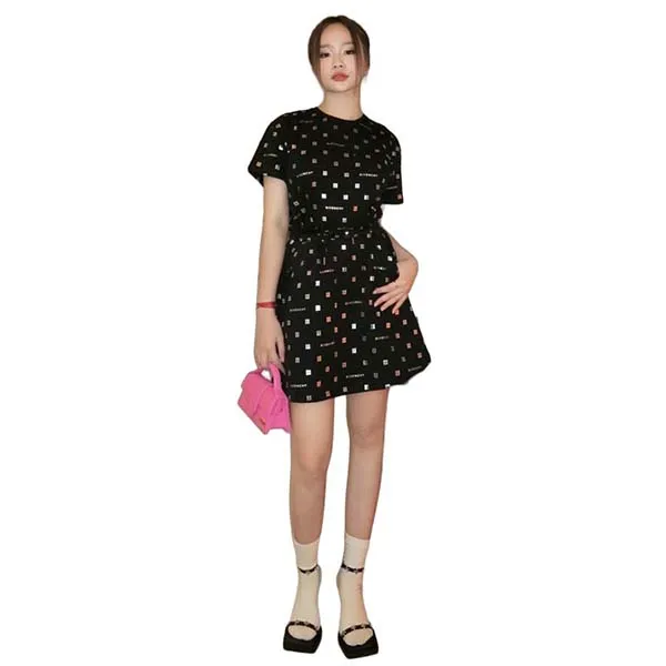 Áo Croptop Nữ Givenchy Black With Silver Logo Monogram Printed H15344 09B Màu Đen