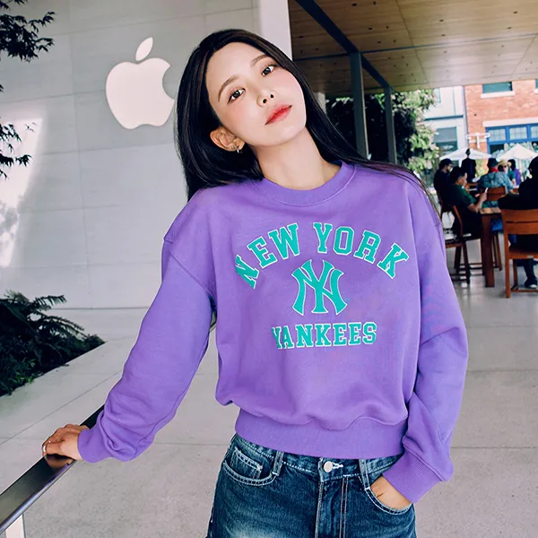 Áo Nỉ Sweater Nữ MLB Varsity Crop New York Yankees 3FMTV0234-50LDD Màu Tím