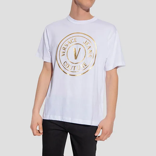 Áo Phông Nam Versace Jeans Courture White Gold Logo Printed Tshirt 74GAHT05 CJ00T G03 Màu Trắng