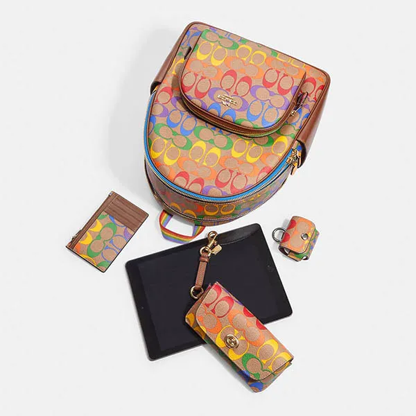 Balo Nữ Coach Court Backpack In Rainbow Signature Canvas CA140 Phối Màu