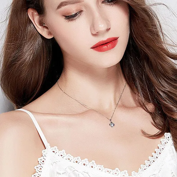 Dây Chuyền Nữ Lili Jewelry Vàng 18k Đính Đá Moissanite Cỏ 4 Lá LILI_155877 Màu Bạc