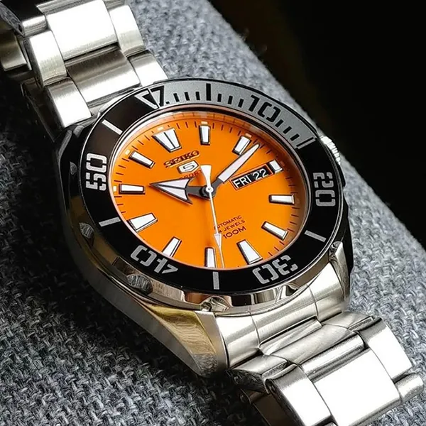 Đồng Hồ Nam Seiko 5 Sports Automatic SRPC55K Màu Cam Bạc