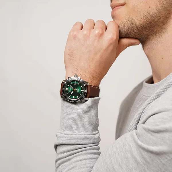 Đồng Hồ Nam Seiko Kinetic Watch SKA791P1 Màu Nâu