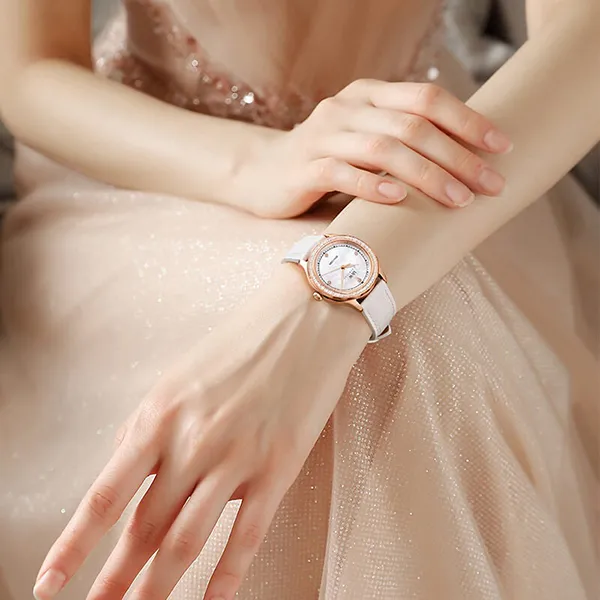 Đồng Hồ Nữ I&W Carnival 593L3 Màu Trắng