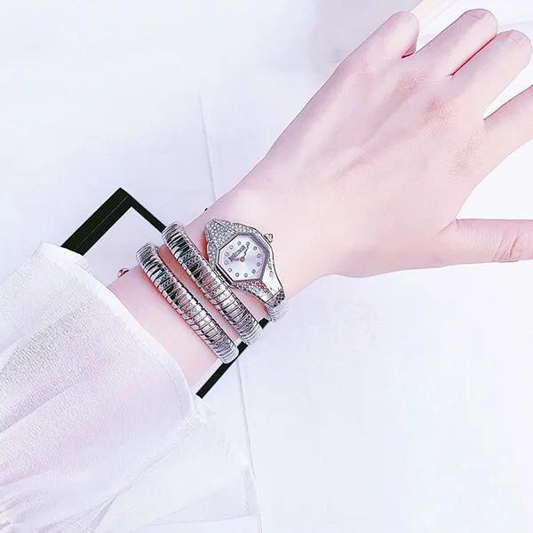 Đồng Hồ Nữ Just Cavalli Women's Snake Watch JC1L193M0015 Màu Bạc
