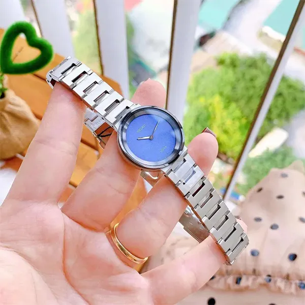 Đồng Hồ Nữ Seiko Essentials Mother SUP385 Màu Xanh Bạc - Đồng hồ - Vua Hàng Hiệu