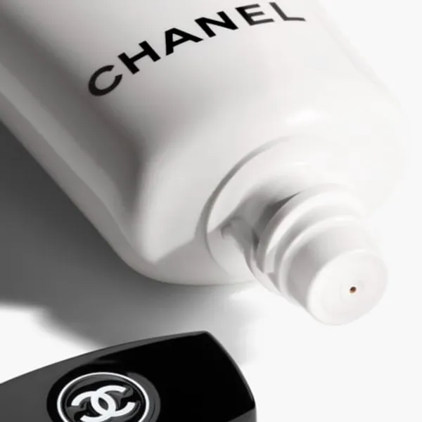 Kem Nền Chanel CC Cream Complete Correction SPF50 Tone 30, 30ml