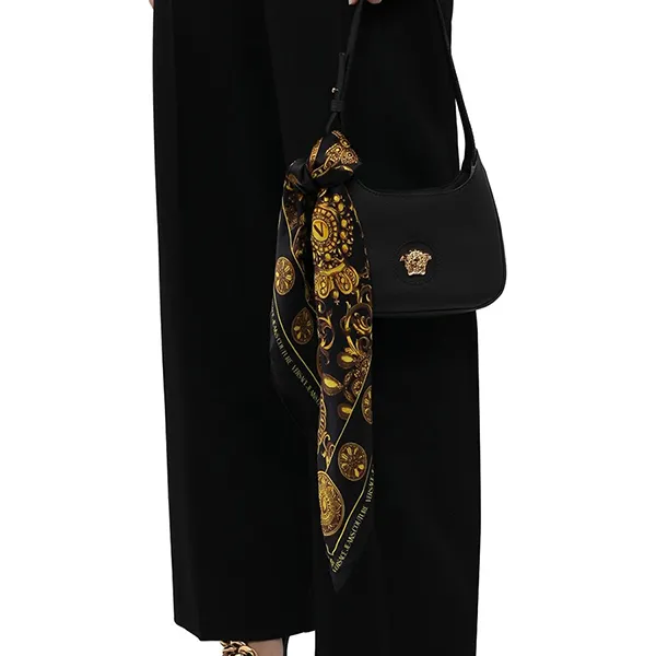 Khăn Nữ Versace Jeans Couture Scarf 71HA7H01 ZG005 G89 Màu Đen Size 70x70cm