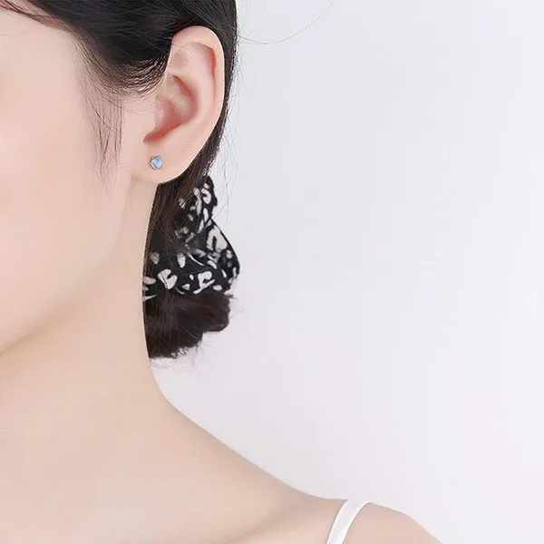Khuyên Tai Nữ LiLi Jewelry Bạc Đính Đá CZ Tròn Oralie LILI_054339 Màu Bạc