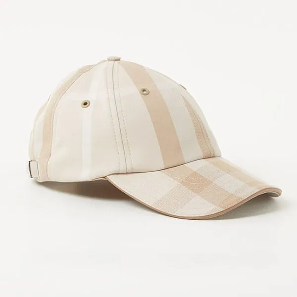 Mũ Burberry Pet Met Ruitdessin En Lamsleren Details Màu Be Kẻ Size XS