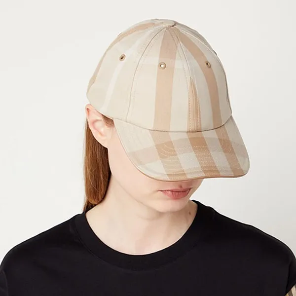 Mũ Burberry Pet Met Ruitdessin En Lamsleren Details Màu Be Kẻ Size XS