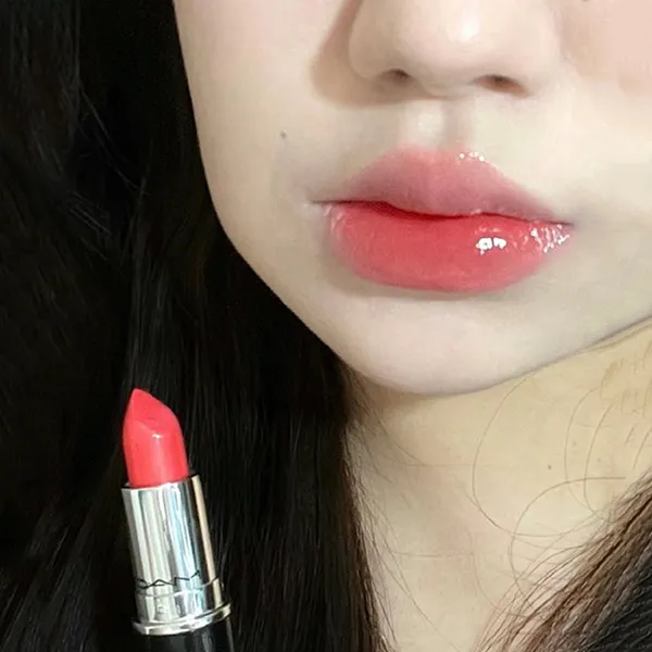 Son MAC Lustreglass Sheer-Shine Lipstick 565 Màu Hồng Đào 3g - Son Môi - Vua Hàng Hiệu