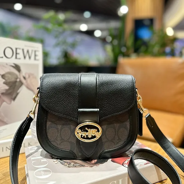 Túi Đeo Chéo Nữ Coach Georgie Saddle Bag In Signature Canvas C2806 Màu Nâu Đen