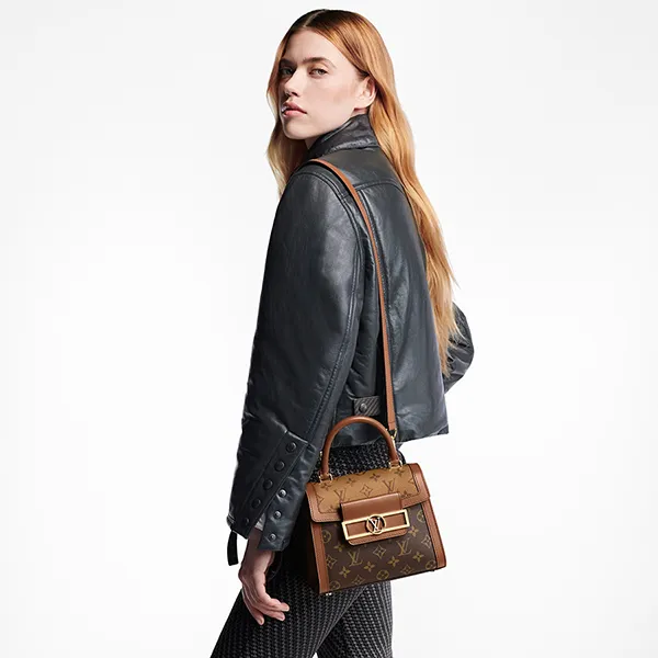 Túi Đeo Chéo Nữ Louis Vuitton LV Dauphine Capitale M46751 Màu Nâu
