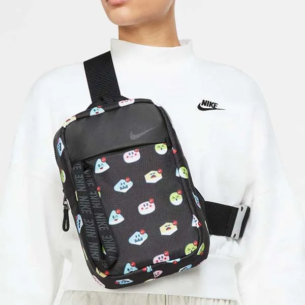 Túi Đeo Chéo Unisex Nike Sportswear Essentials Unisex Waist Bag DC7363-010 Màu Đen Họa Tiết