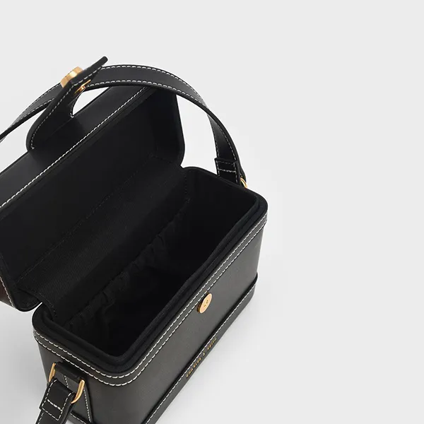 Túi Đeo Chéo Charles & Keith CNK Bronte Contrast Trim Boxy Crossbody Bag CK2-80701182 Màu Đen