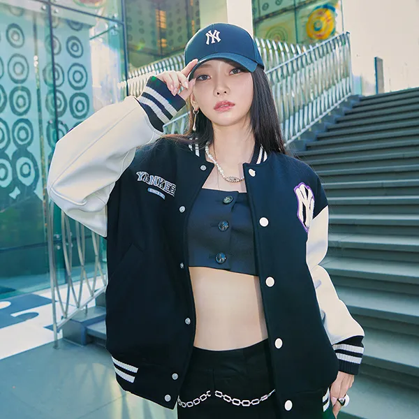 Áo Bomber MLB Wappen Play Wool Varsity Varsity New York Yankees 3AJPV0234-50BKS Màu Đen
