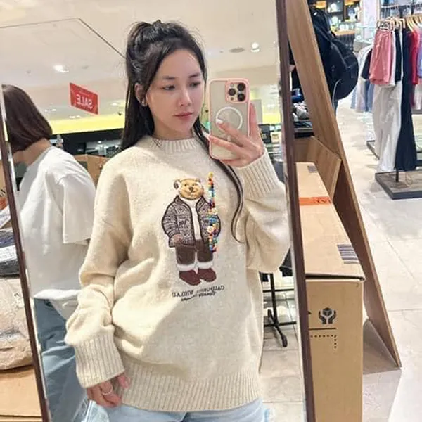 Áo Len WHOAU Sweater Calstate Màu Kem