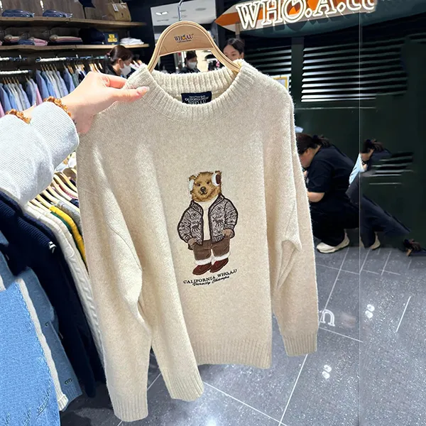 Áo Len WHOAU Sweater Calstate Màu Kem