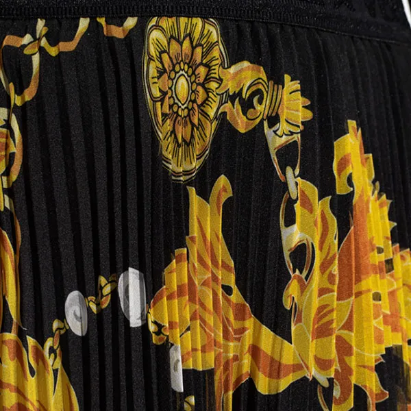 Chân Váy Nữ Versace Jeans Couture Black With Baroque Printed 75HAE808 NS297 G89 Màu Đen Vàng