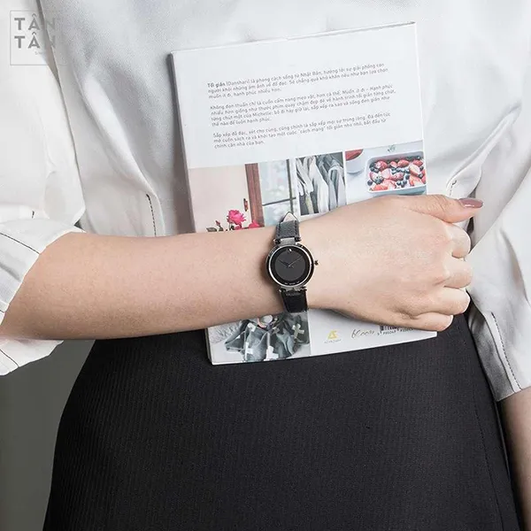 Đồng Hồ Nữ Movado Modern Classic Watch 0607115 Màu Đen