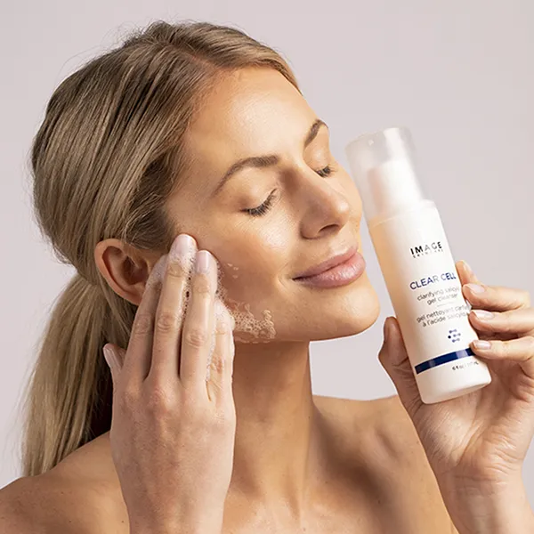 Gel Rửa Mặt Sạch Sâu, Kháng Khuẩn Cho Da Mụn – Image Skincare Clear Cell Clarifying Salicylic Gel Cleanser 177ml