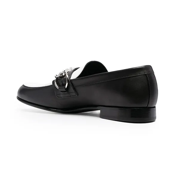 Giày Lười Nam Burberry Mocassins À Détail De Chaine 8008267 Màu Đen Trắng Size 40.5