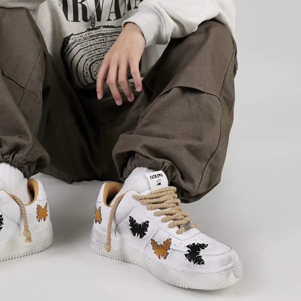 Giày Sneaker Cat & Sofa Air Force 1 Black And Orange AC150 Màu Trắng