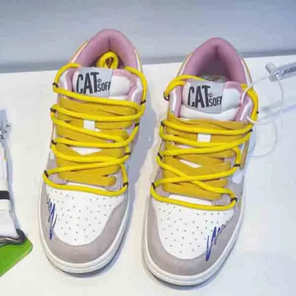 Giày Sneaker Unisex Cat & Sofa Dunk Love Yellow AC270 Phối Màu - 3
