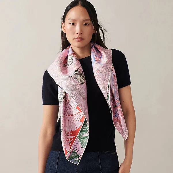 Khăn Hermès Les Douze Leopards Double Face Scarf 90 Rose / Bleu Ciel / Rouge Phối Màu - Thời trang - Vua Hàng Hiệu