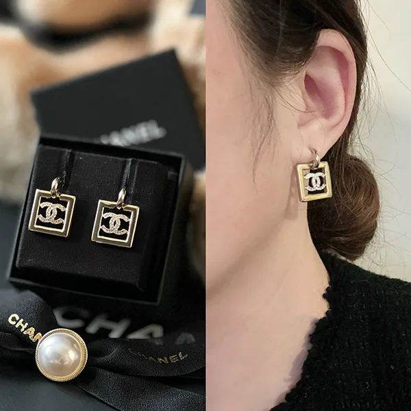 Khuyên Tai Nữ Chanel CC Square Earrings Màu Vàng Gold