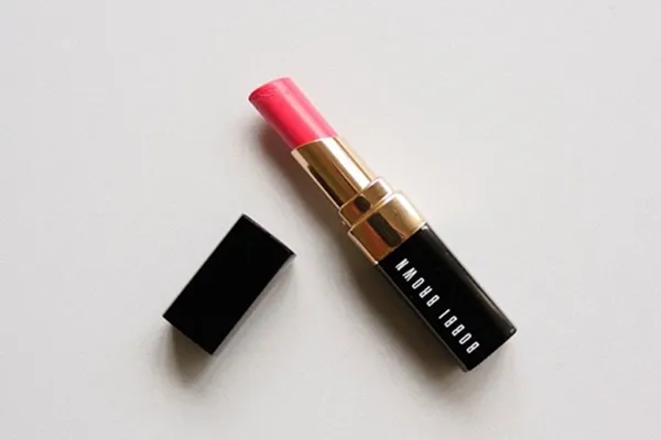 Set Son Dưỡng Bobbi Brown Pretty Lips Nourishing Lip Colour Trio Set (3 x 2.8g)