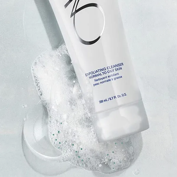 Sữa Rửa Mặt Cho Da Thường Và Da Dầu Zo Skin Health Exfoliating Cleanser (Normal to Oily Skin) 200ml