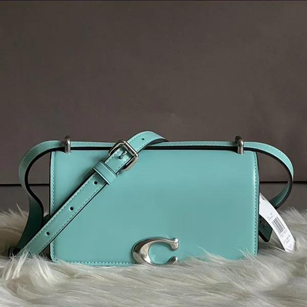 Túi Đeo Chéo Nữ Coach Bandit Crossbody CD724 LHVSE Màu Xanh Ngọc