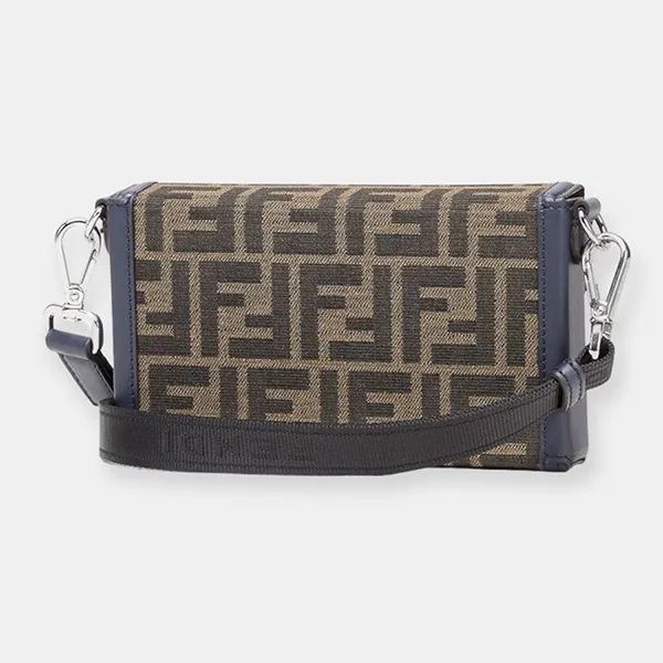 Túi Đeo Chéo Unisex Fendi Baguette Soft Trunk Phone Pouch Fabric Màu Be Viền Xanh - Túi xách - Vua Hàng Hiệu