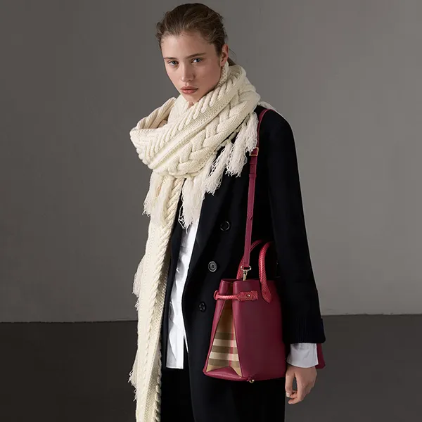 Túi Tote Nữ Burberry 40599601 Medium Banner Màu Đỏ