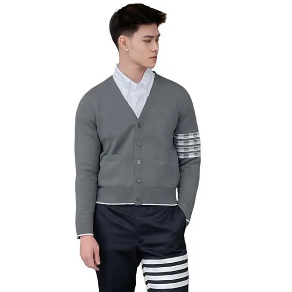Áo Cardigan Nam Thom Browne Grey Hector 4-Bar V-neck MKC469AY3006 Màu Xám