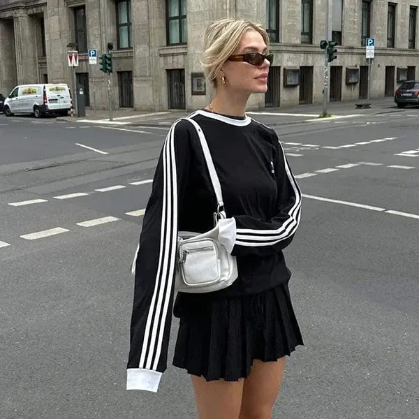Áo Dài Tay Adidas Adicolor Classics 3-Stripes Long Sleeve Tee IA4877 Màu Đen - Thời trang - Vua Hàng Hiệu
