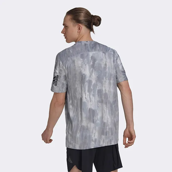 Áo Phông Nam Adidas Wo Spray Tee HL8760 Tshirt Màu Xám Bạc Size L
