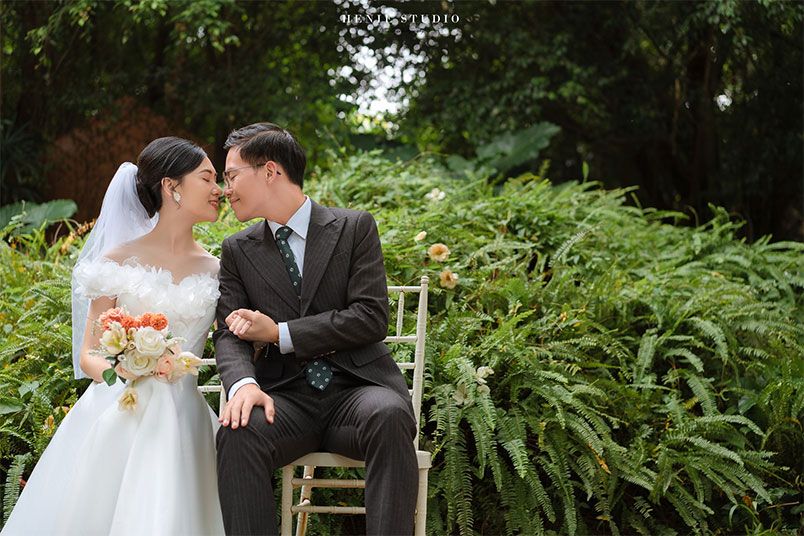15+ cách tạo dáng chụp ảnh cưới đẹp, đơn giản cho cặp đôi - 12